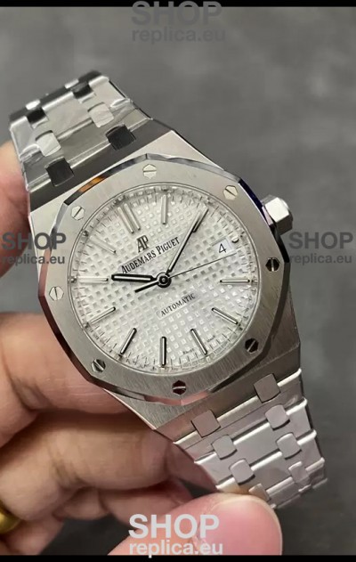 Audemars Piguet Royal Oak 37MM White Dial 904L Steel Watch in 3120 Movement - 1:1 Mirror Replica
